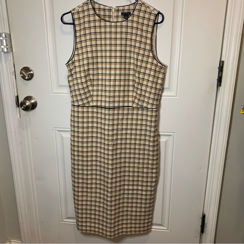 Ann Taylor Plaid Midi Dress in Cream Tan Black with Black Contrast Piping Sz 10